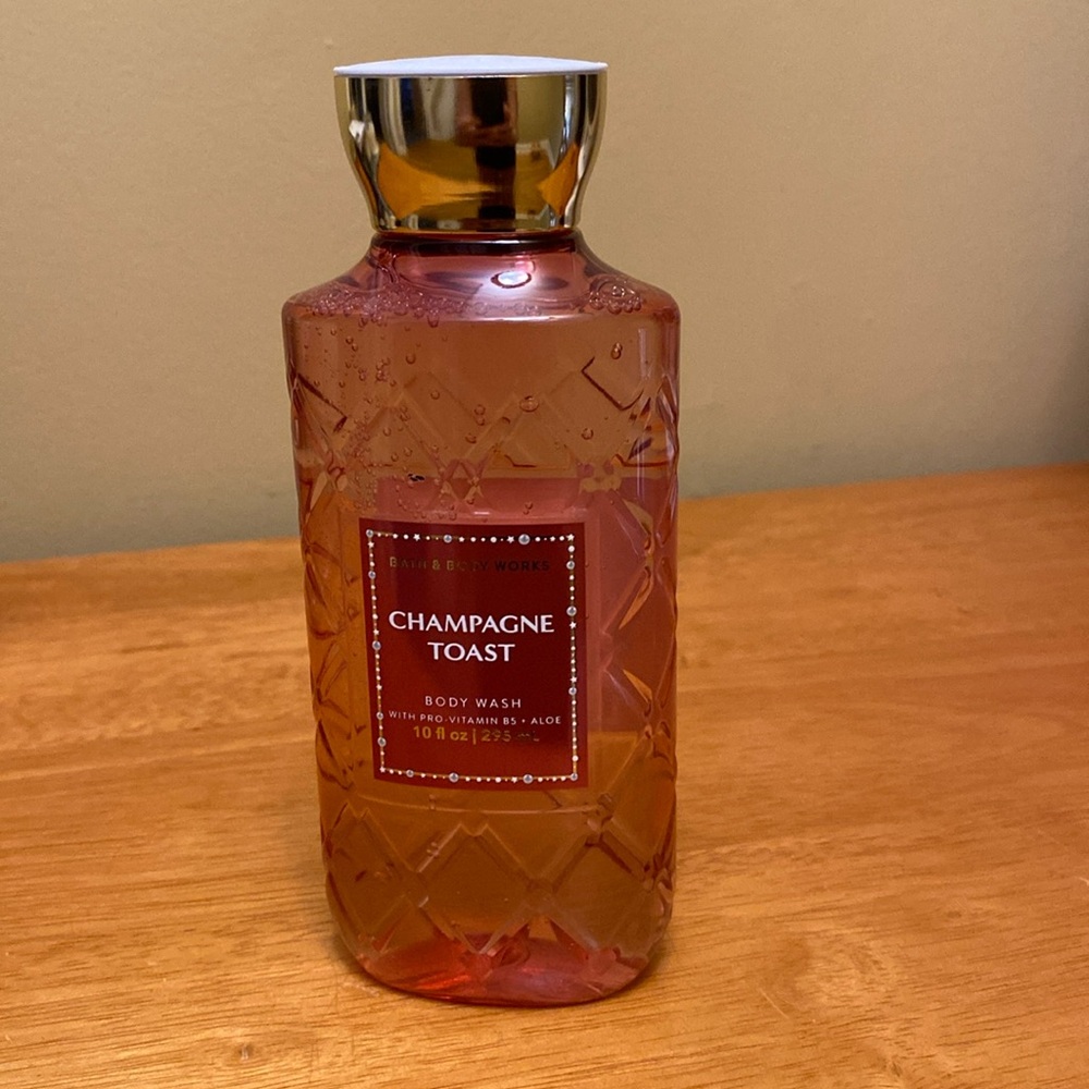 Bath & Body Works  Champagne Toast Lip Mask and Body Wash - Picture 3 of 3